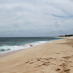 Banzai Pipeline, north shore ... looking east.